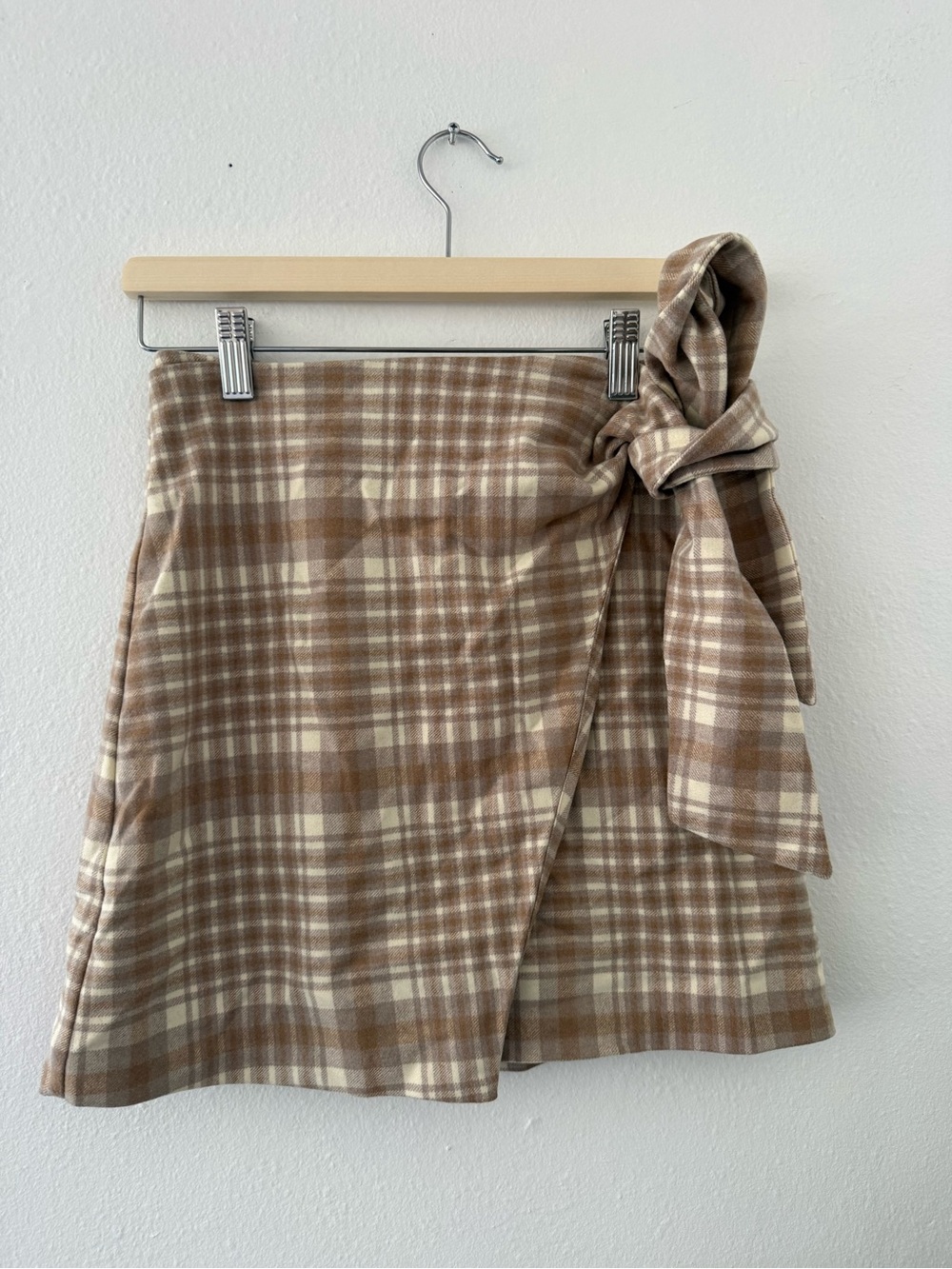 Wilfred Plaid Wrap Mini Skirt in Brown and Cream